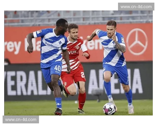 德乙狂想曲：当达姆斯塔特的坚韧撞上圣保利的叛逆，谁才是绿茵场上的灵魂之王？